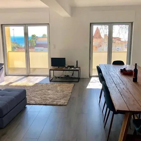 Estoril Beach House Sea View & 1Min Walk To Beach 아파트