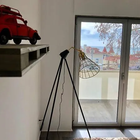 Estoril Beach House Sea View & 1Min Walk To Beach 아파트